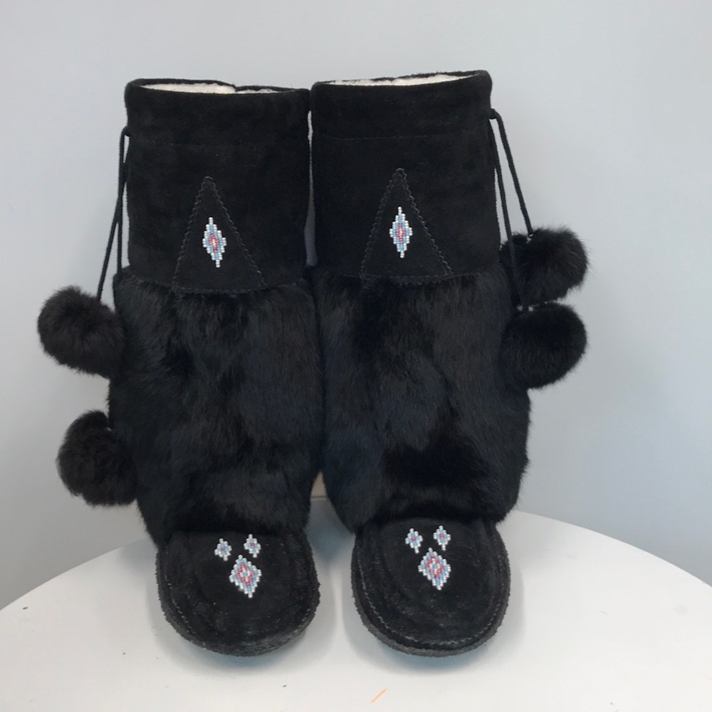 Boho Laurentian Chief moccasin beaded & fur boots